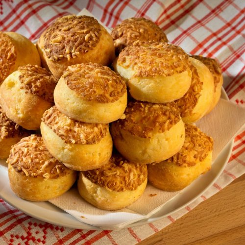 Pogácsák, sós rágcsák, vendégvárók, borkorcsolyák – szilveszterre