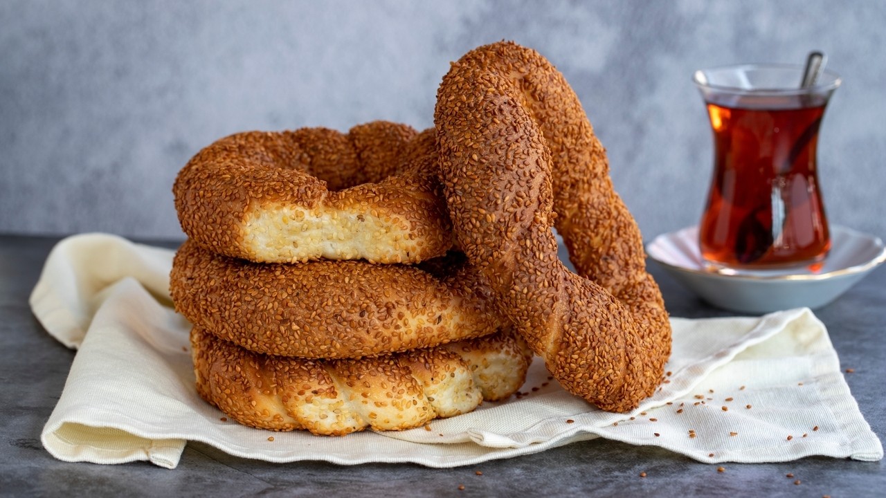 Izmir, te csodás! Ismerd meg a török borok történetét és a simit receptjét!