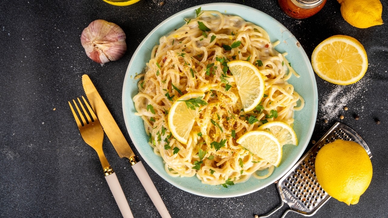 Pasta al limone, az olaszok nyári kedvence – így készül a krémes, citromos tészta