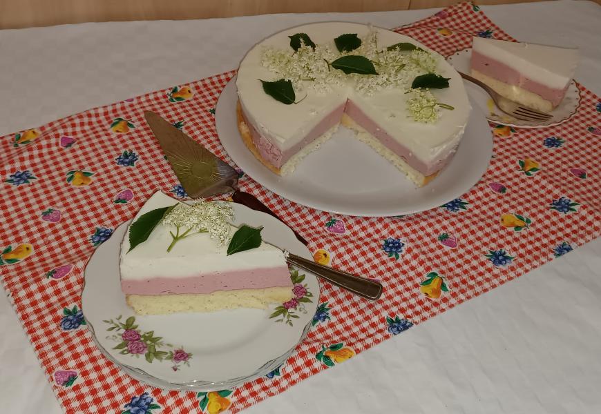  Epres-bodzás torta